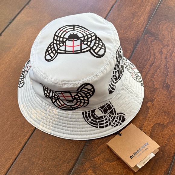 Burberry kids Bucket Hat